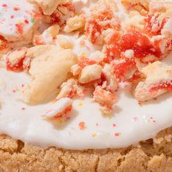 Crumbl - Hanover - 6/1/26 - 6/6/26: Frosted Strawberry Cookie ft. Pop-Tarts