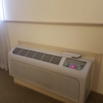Love Field Inn - Didn't feel like the ac was right - Hotels Near Me - Dallas, Texas