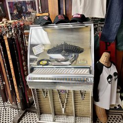 Cornell Clothing Company - 1940's juke box