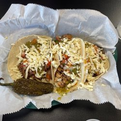 Taqueria Olvera - Hubs three small tacos