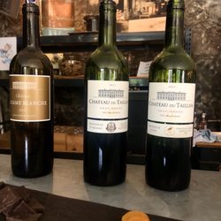 Château du Taillan - Wine tasting (1 white and 3 reds) included in our Viatour booked tour
