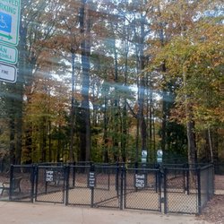 Dinius Off-Leash Dog Area - Close parking
