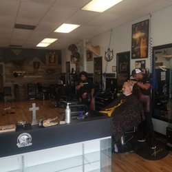 Country Cuts Barbershop - Chill place great cuts