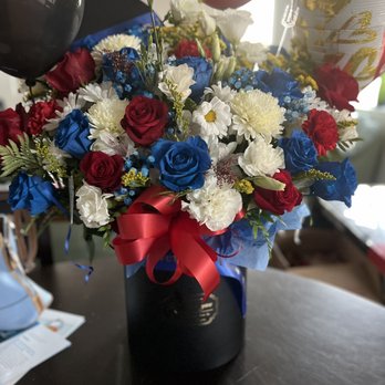 Genis Florist & Gifts - Florists Near Me - Rialto, California