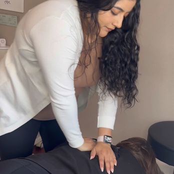 Romero Chiropractic - Thoracic adjustment - Chiropractors Near Me - Watsonville, California Romero Chiropractic - Thoracic adjustment - Chiropractors Near Me - Watsonville, California