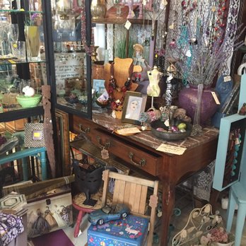 Bella Marketplace - Antiques Near Me - Boulder City, Nevada Bella Marketplace - Antiques Near Me - Boulder City, Nevada