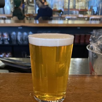Harpoon Brewery - Go Go USA ipa - Breweries Near Me - Boston, Massachusetts