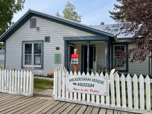 Pioneer Park by null