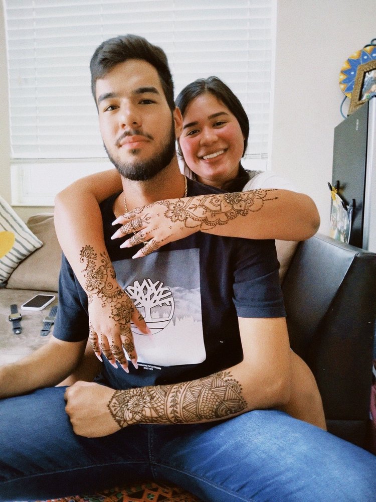 Henna Designs By Niki Logo