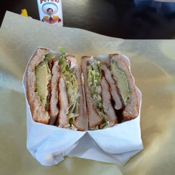 Wonder Burgers - Wonder club Chicken, bacon, lettuce, no tomatoe, avocado. On toasted white bread - Burgers Near Me - Pasadena, California Wonder Burgers - Wonder club Chicken, bacon, lettuce, no tomatoe, avocado. On toasted white bread - Burgers Near Me - Pasadena, California