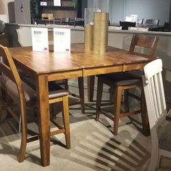 Old Brick Furniture Company - Furniture shopping!