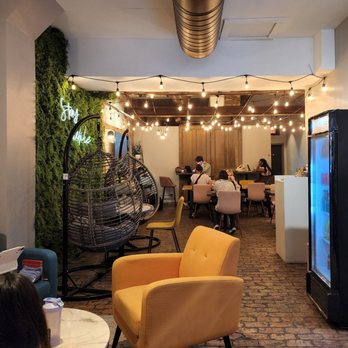 Two Shades Cafe - Cafes Near Me - Chicago, Illinois