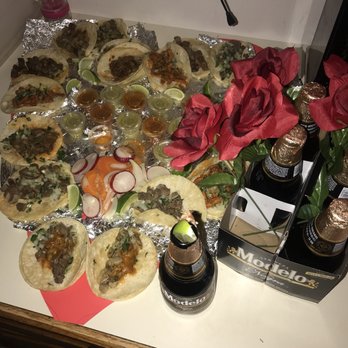 Taqueria El Rincon - a variety of tacos and drinks - Mexican Near Me - White Center, Washington Taqueria El Rincon - a variety of tacos and drinks - Mexican Near Me - White Center, Washington
