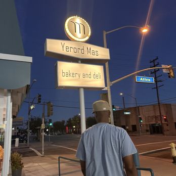 Yerord Mas Bakery and Deli - 8/2026: outside - Armenian Near Me - Glendale, California