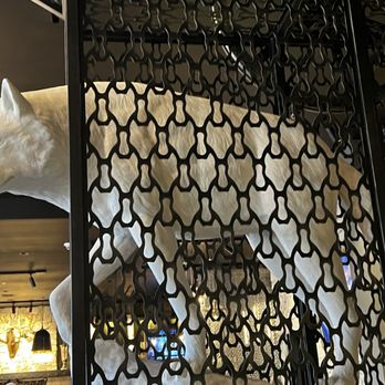 Wolf by Vanderpump at Caesars Republic Lake Tahoe - decor - American Near Me - Stateline, Nevada Wolf by Vanderpump at Caesars Republic Lake Tahoe - decor - American Near Me - Stateline, Nevada