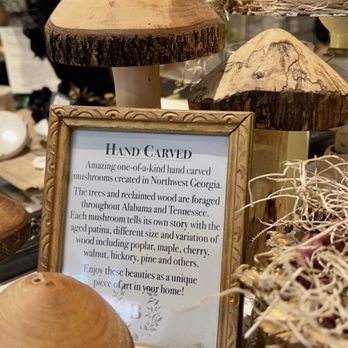 The Brocante Beach House  - Antiques Near Me - Seattle, Washington