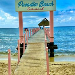 Paradise beach sign