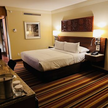 Hilton Palacio del Rio - Hotels Near Me - San Antonio, Texas Hilton Palacio del Rio - Hotels Near Me - San Antonio, Texas