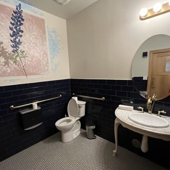 Trinity Street - Bathroom - Coffee & Tea Near Me - Decatur, Texas Trinity Street - Bathroom - Coffee & Tea Near Me - Decatur, Texas