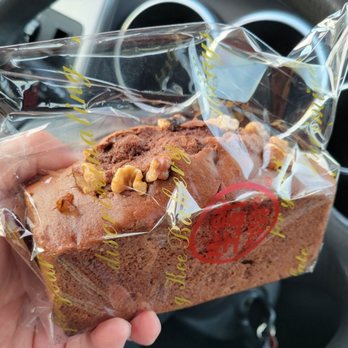 Sheng Kee Bakery - Chocolate Pound Cake - Bakeries Near Me - Union City, California