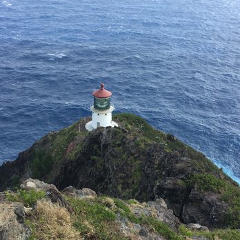 Makapu'u Point Lighthouse Trail - Another view of the lighhouse - Hiking Near Me - Honolulu, Hawaii Makapu'u Point Lighthouse Trail - Another view of the lighhouse - Hiking Near Me - Honolulu, Hawaii