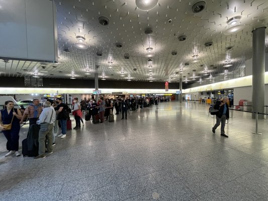 Hannover Airport by null