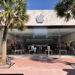 Storefront/entrance.