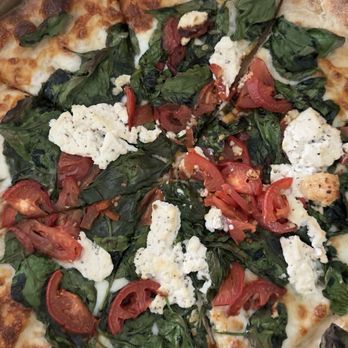 Mama B’s Pizzeria - Pizza Near Me - Wesley Chapel, Florida