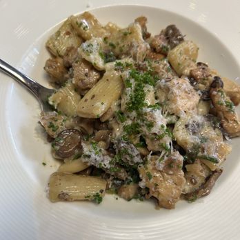 Abruzzo Italian Kitchen - Mushroom Chicken - Italian Near Me - Whitefish, Montana Abruzzo Italian Kitchen - Mushroom Chicken - Italian Near Me - Whitefish, Montana