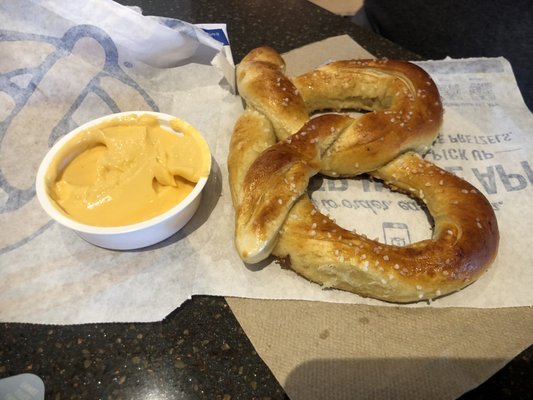 Auntie Anne's by null