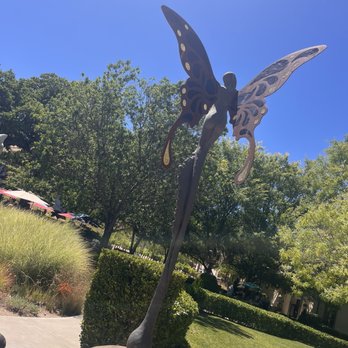 Sculpterra Winery & Sculpture Garden - Sculptures on site - Wine Tasting Room Near Me - Paso Robles, California Sculpterra Winery & Sculpture Garden - Sculptures on site - Wine Tasting Room Near Me - Paso Robles, California