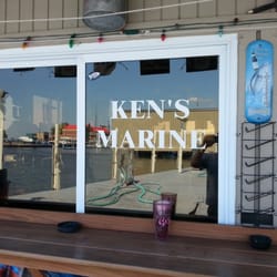 Ken's Marina - Yep, there's amazing home-made food here...