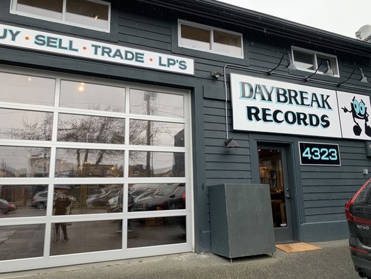 Daybreak Records by null
