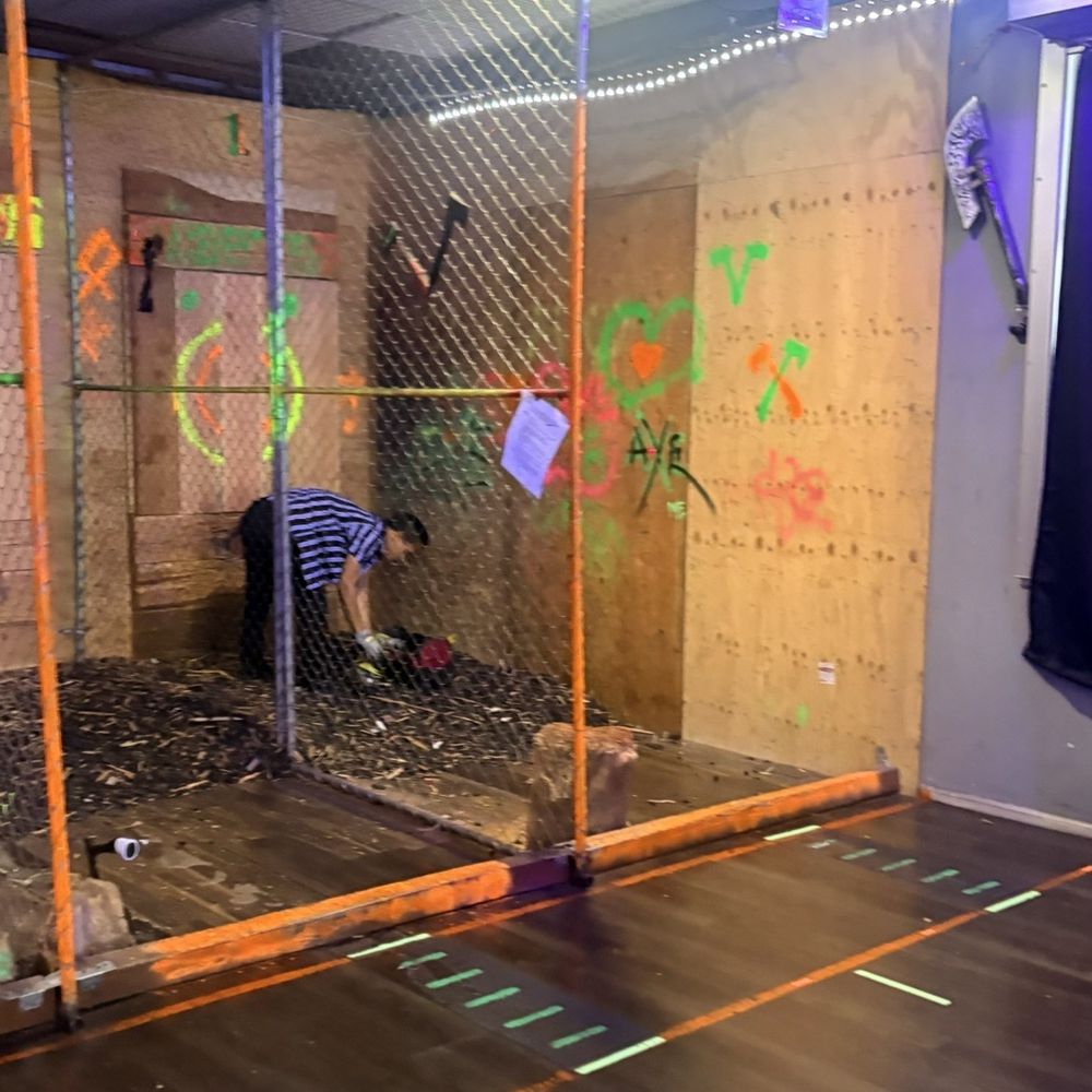 AxeVentures - Axe Throwing Near Me - San Diego, California