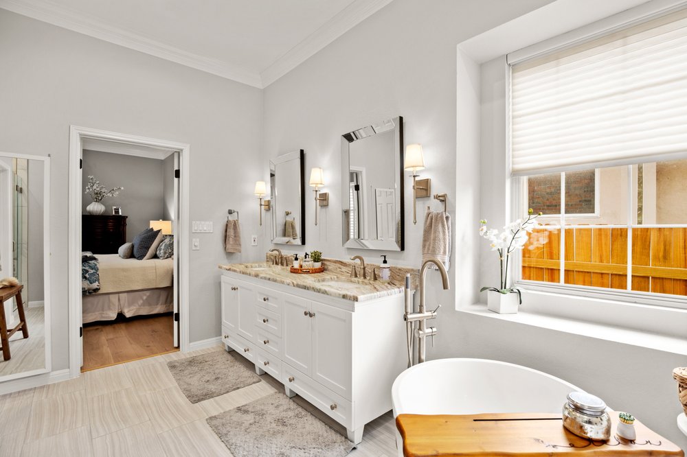 Slide of Renaissance Contracting