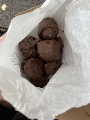 The Grey Jay by null