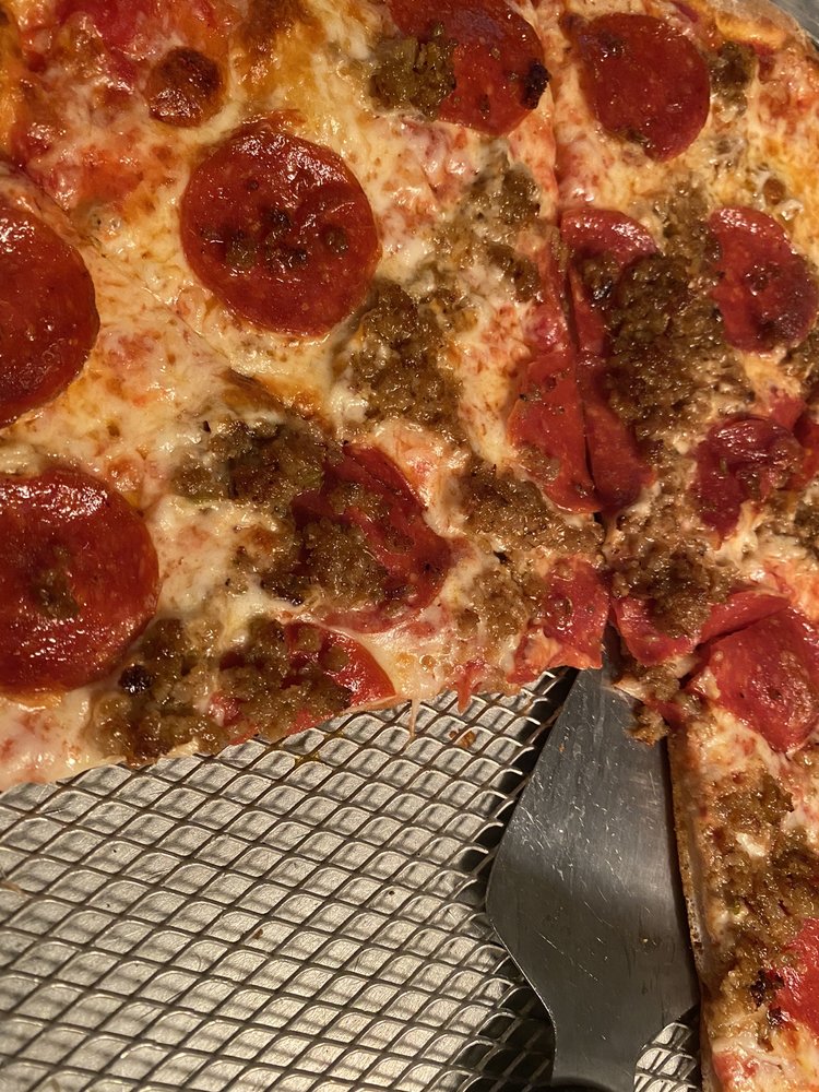 CAPONE’S PIZZA & RESTAURANT Updated October 2024 10 Reviews 514