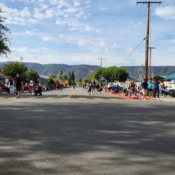 Veteran's Memorial - Before the parade started, people walking g to theor spots. - Landmarks & Historical Buildings Near Me - Murrieta, California