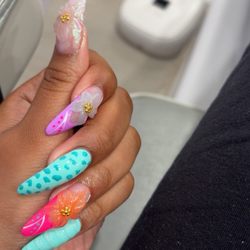 DC Nails Salon