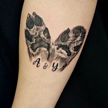 Paper Crane Studio - Paws of two different huskies, combined to form a heart shape. - Tattoo Near Me - Long Beach, California Paper Crane Studio - Paws of two different huskies, combined to form a heart shape. - Tattoo Near Me - Long Beach, California