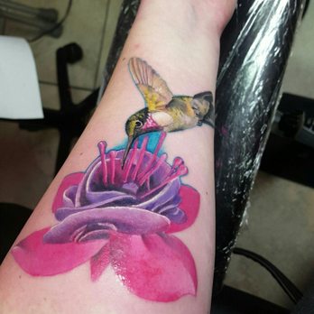 K Town Tattoo - My beautiful Hummingbird & Fuchsia flower for my late grandmother - Piercing Near Me - Kailua-Kona, Hawaii
