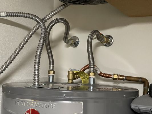 AM PM Plumbing Logo