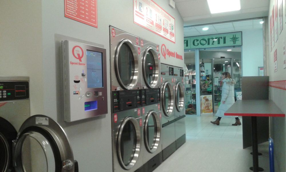 SPEED QUEEN Updated May 2024 Piazza dei Mezzadri 27, Caldine