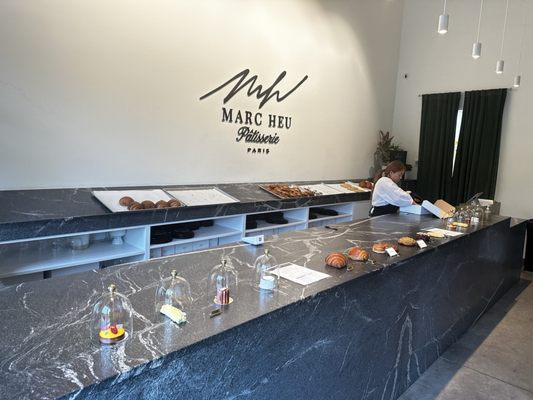 Marc Heu Patisserie Paris by null