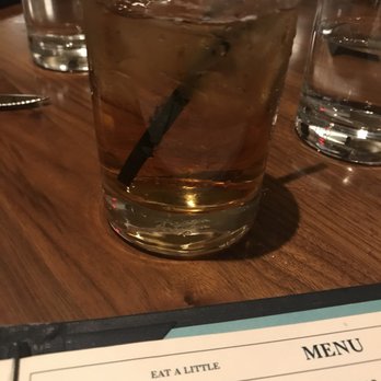 Earls Kitchen + Bar - New American Near Me - Orlando, Florida
