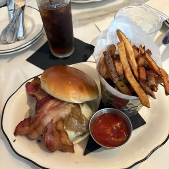 The Butcher Bar - Bone marrow burger and fries. - Steakhouses Near Me - Honolulu, Hawaii The Butcher Bar - Bone marrow burger and fries. - Steakhouses Near Me - Honolulu, Hawaii