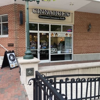Cinnaholic - Bakeries Near Me - Virginia Beach, Virginia
