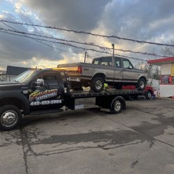 Elyria Towing Services - Towing in Elyria Ohio, 24hrs towing services, call now 4404535904