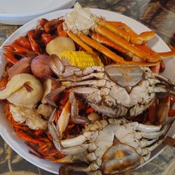 Salvo's Seafood & Deli - AYCE Crawfish, Snow Crab Legs, and Blue Crabs with Sides