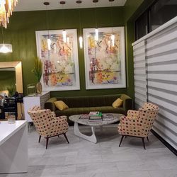 Reflections Hair And Day Spa - Waiting area